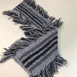 Italian Wool Platania Side fringe scarf